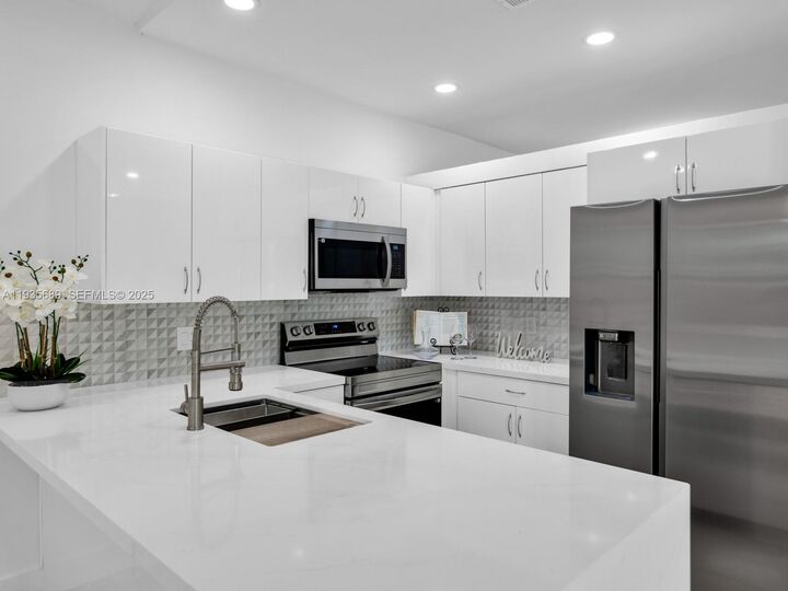 Property Photo:  2130 NW 184th Way  FL 33029 