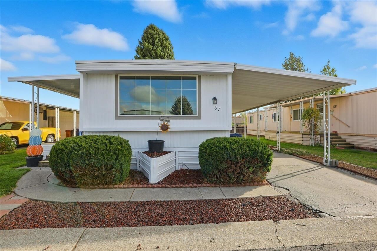 Property Photo:  1211 E Lyons Ave #67  WA 99208 