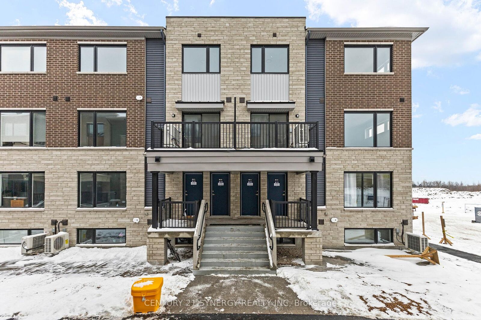 Property Photo:  801 Glenroy Gilbert Drive 11  ON K2J 7N8 