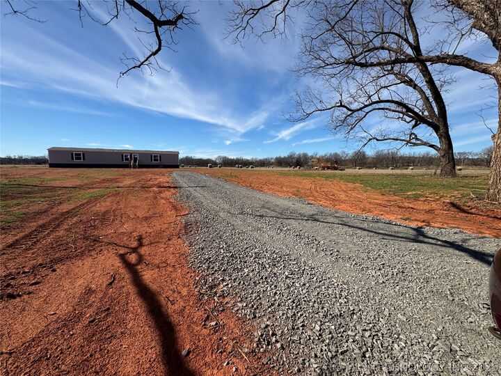 Property Photo:  840151 S 3450 Road  OK 74834 