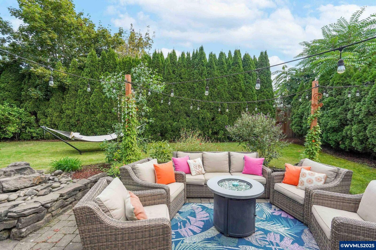 Property Photo:  240 N Noble Av  OR 97383 