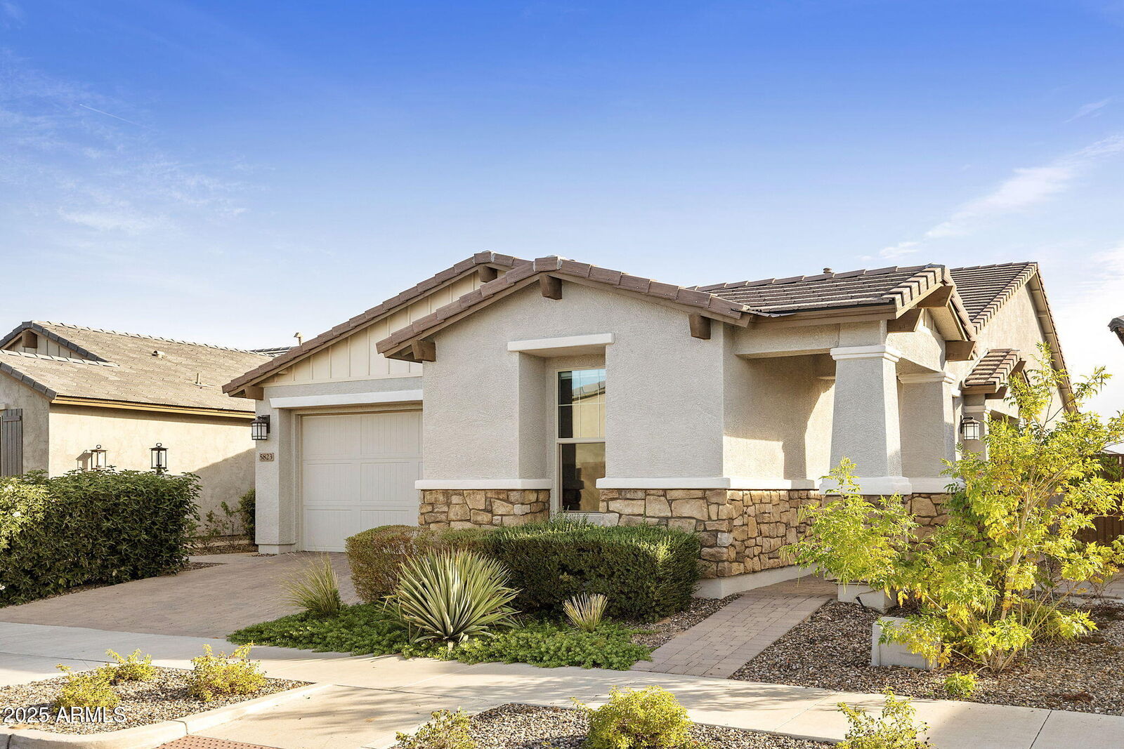 Property Photo: 5823 S Del Rancho -- AZ 85212