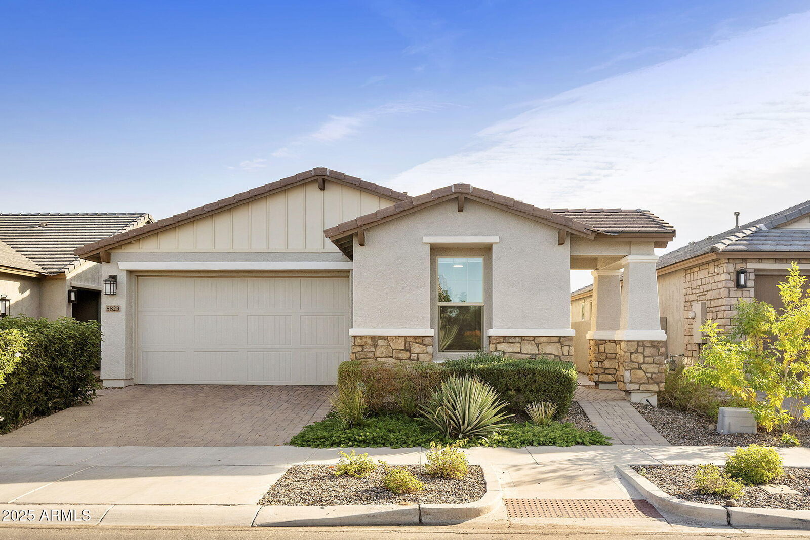 Property Photo:  5823 S Del Rancho --  AZ 85212 