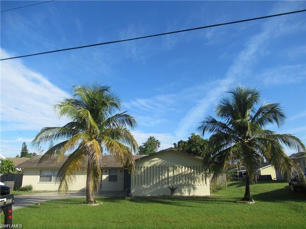 Property Photo:  7467 Pebble Beach Rd  FL 33967 