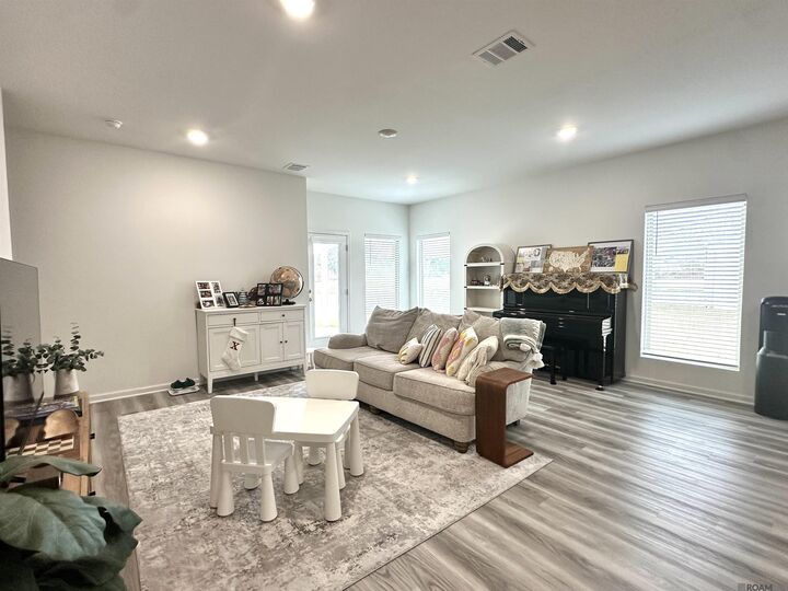 Property Photo:  13420 Marsala Ct  LA 70817 