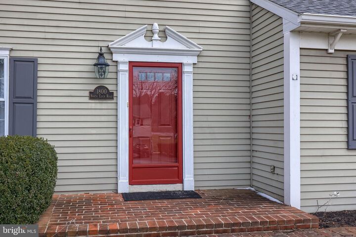 Property Photo:  1800 N Eden Road  PA 17601 