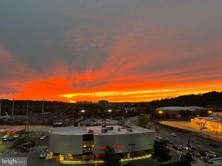 Property Photo:  3600 S Glebe Road S 504W  VA 22202 