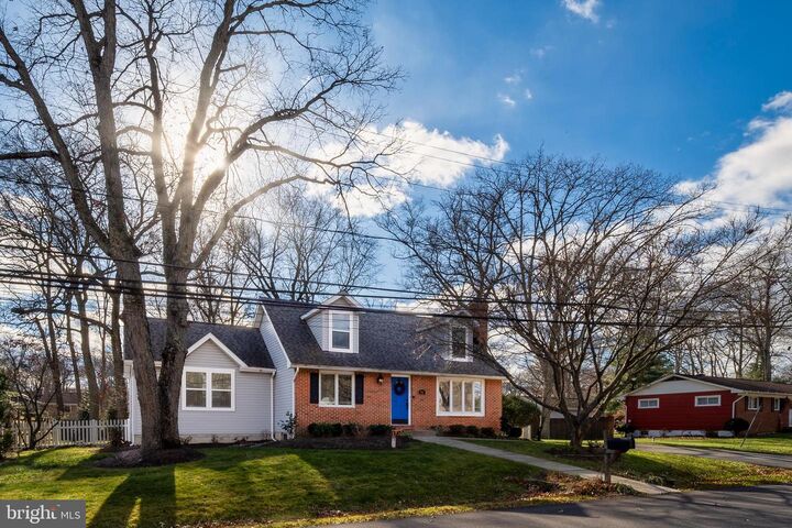 Property Photo:  1507 Manor View Road  MD 21035 