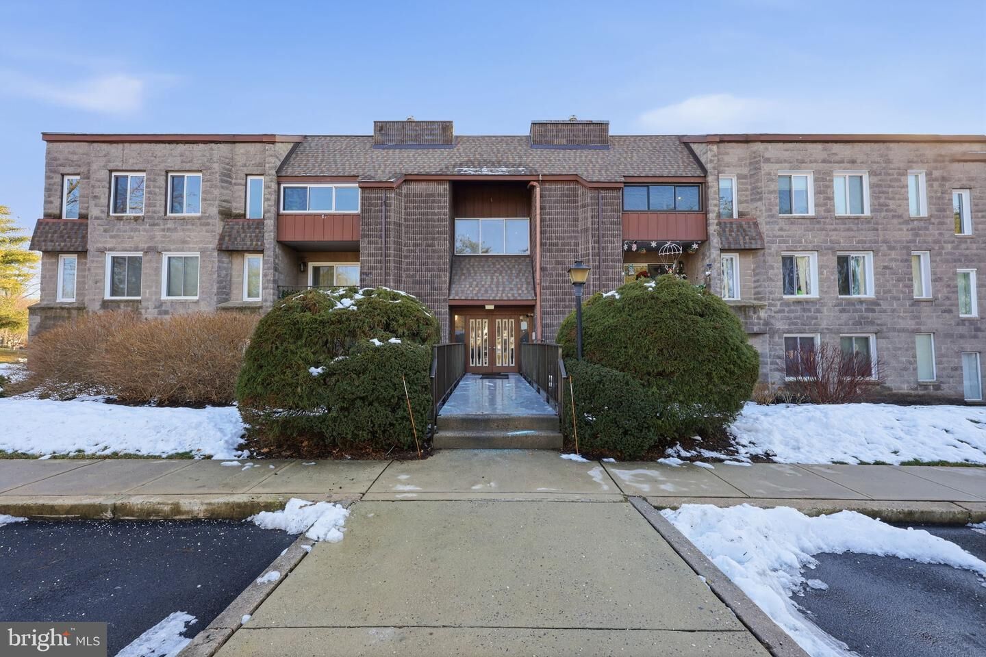 Property Photo: 132 Leedom Way PA 18940