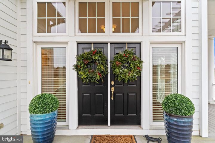 Property Photo: 35047 Snickersville Turnpike VA 20141