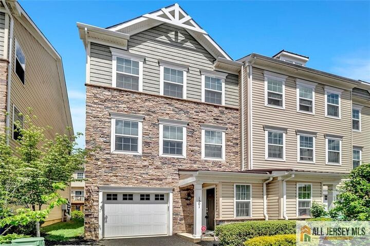 Property Photo:  1501 Hights Farm Road 1501  NJ 08831 