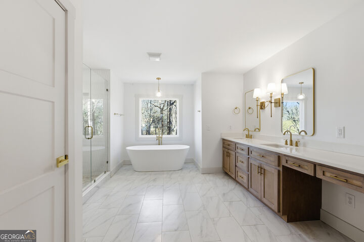 Property Photo:  1664 Bell Gap Road  GA 30546 