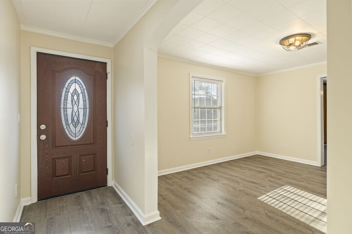 Property Photo: 614 Burnett Ferry Road SW GA 30165