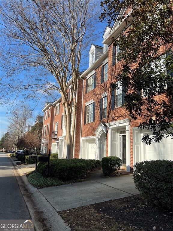 Property Photo: 1806 Waters Edge Trail GA 30075