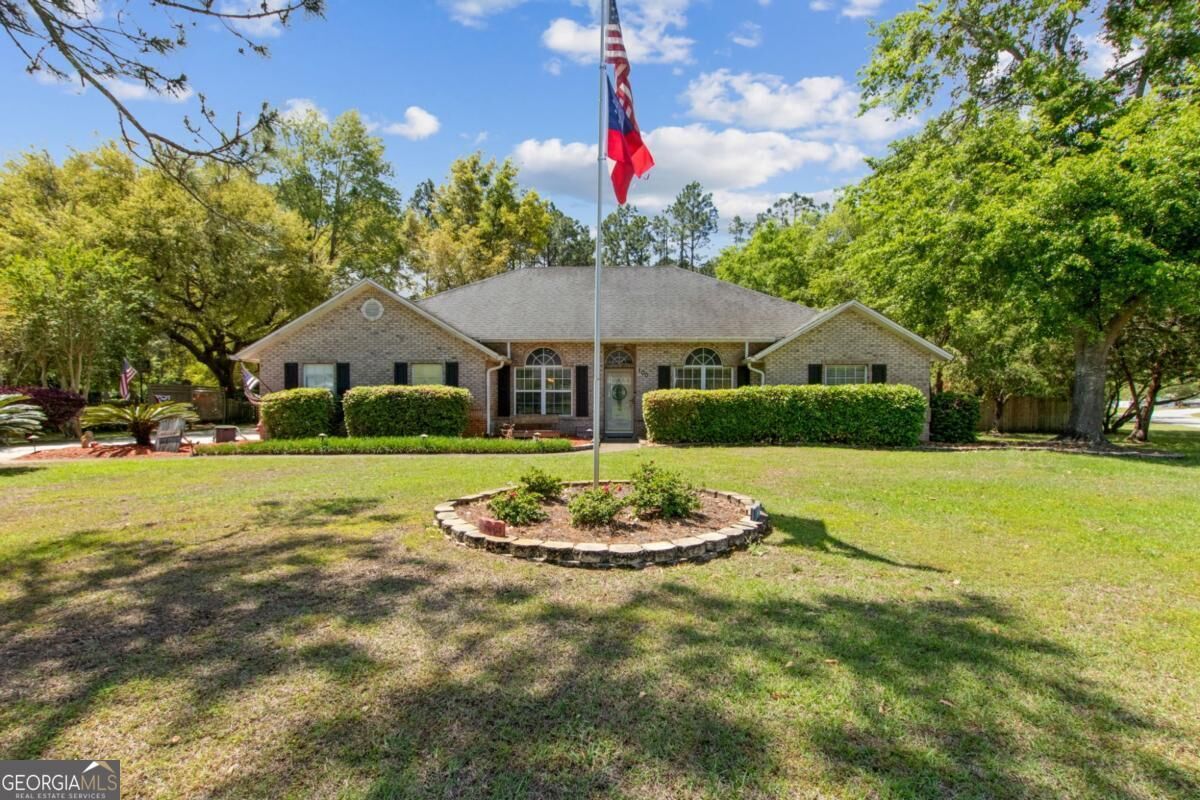 Property Photo:  100 Longwood Road  GA 31558 