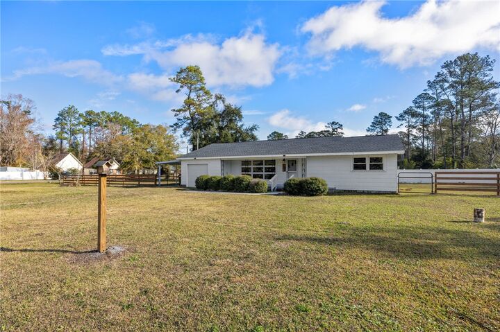 Property Photo: 601 S East Street GA 31548