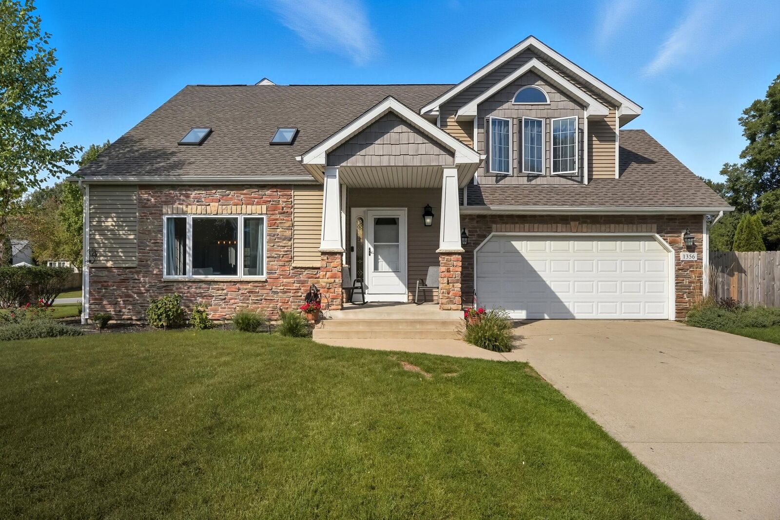 Property Photo:  1356 Sugar Creek Court  IN 46385 