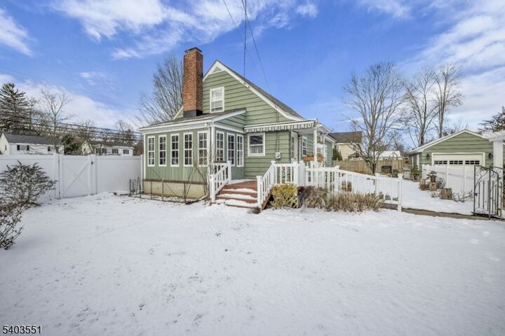 Property Photo:  298 Boulevard  NJ 07444 