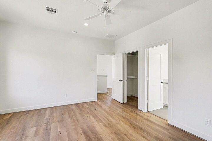 Property Photo:  1222 Wycliffe Drive  TX 77043 