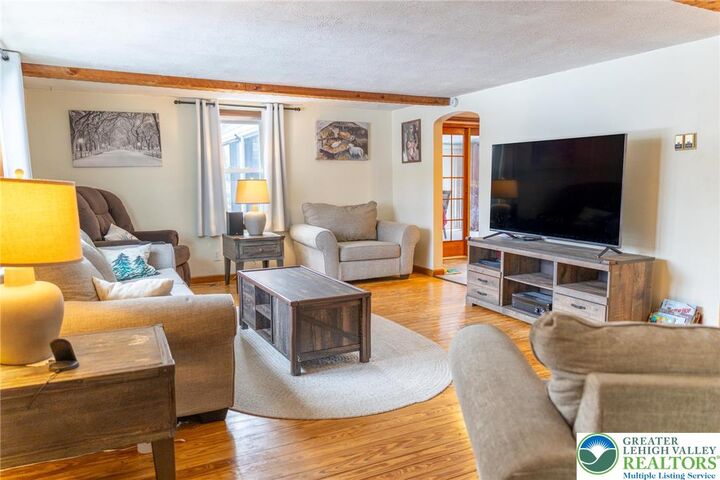 Property Photo: 664 Locke Heights Road PA 18013