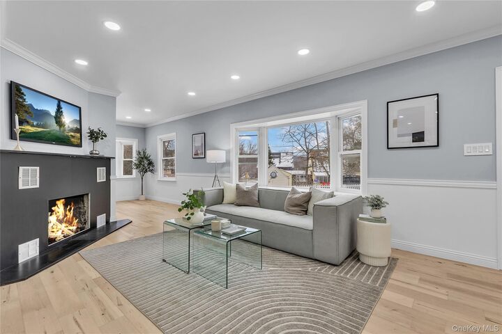 Property Photo:  58 Lakelands Avenue  NY 10925 