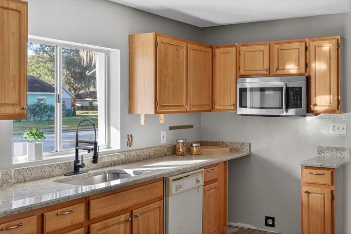 Property Photo: 3015 Stella Maria Place FL 32827