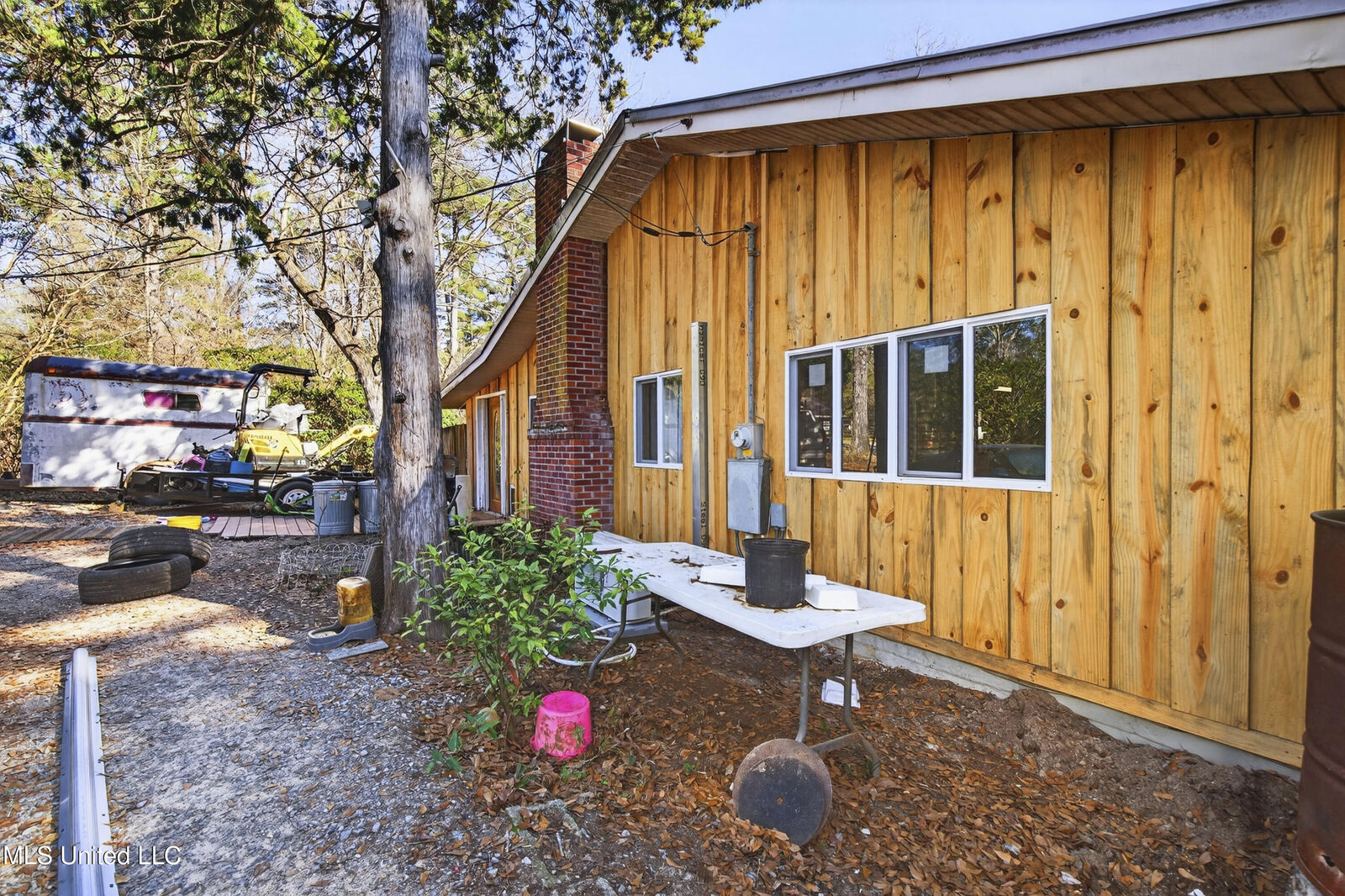 Property Photo:  110 Bobwhite Lane  MS 39452 