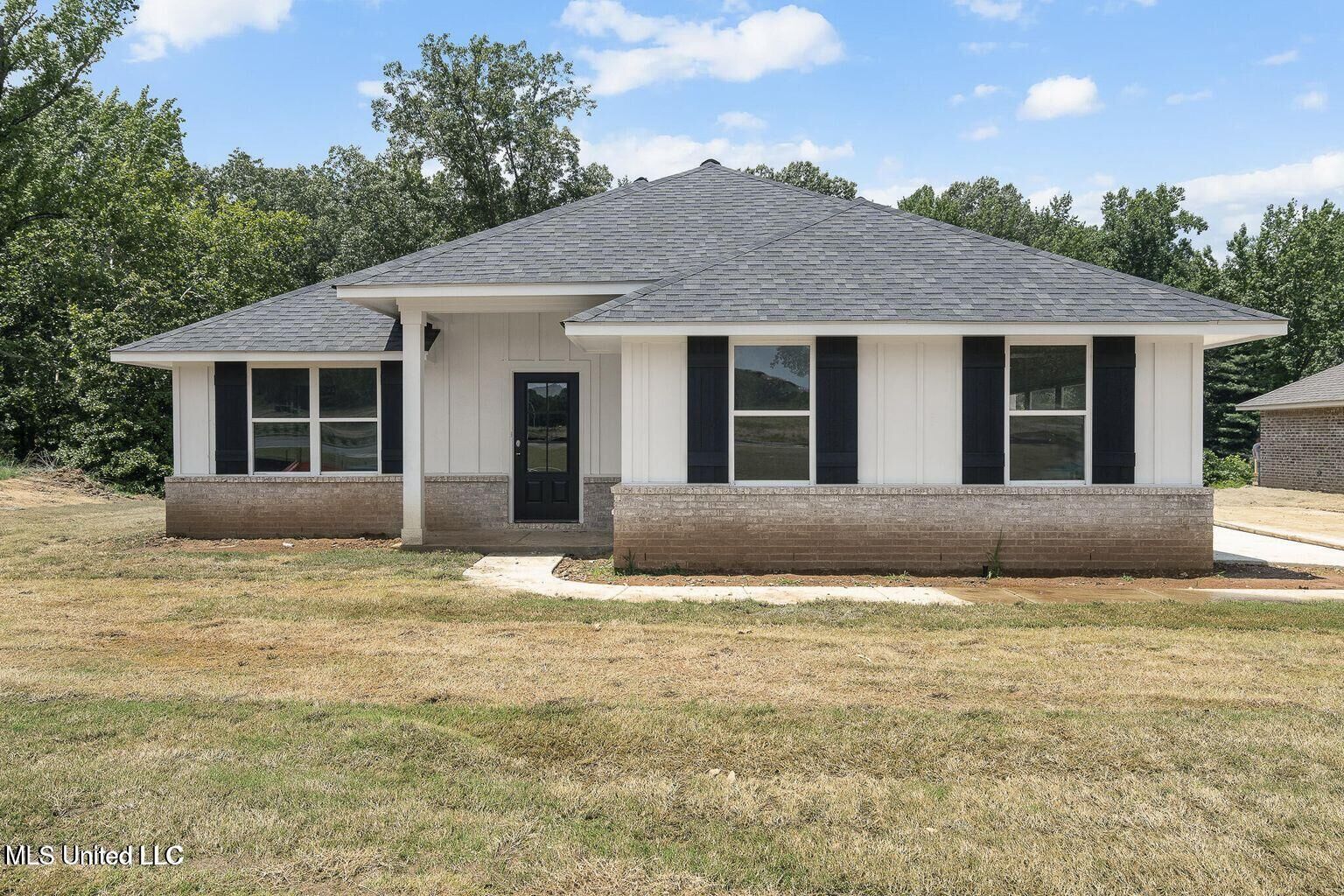 Property Photo:  4173 W Olivia Circle  MS 38654 
