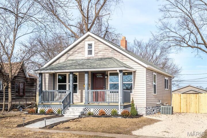 Property Photo: 423 Maple Street MO 63080