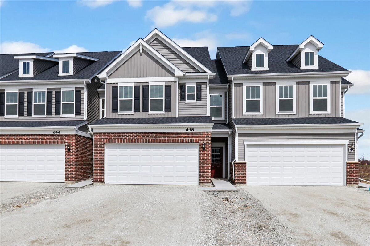 Property Photo:  2212 Ryegrass Lane 78003  IL 60490 