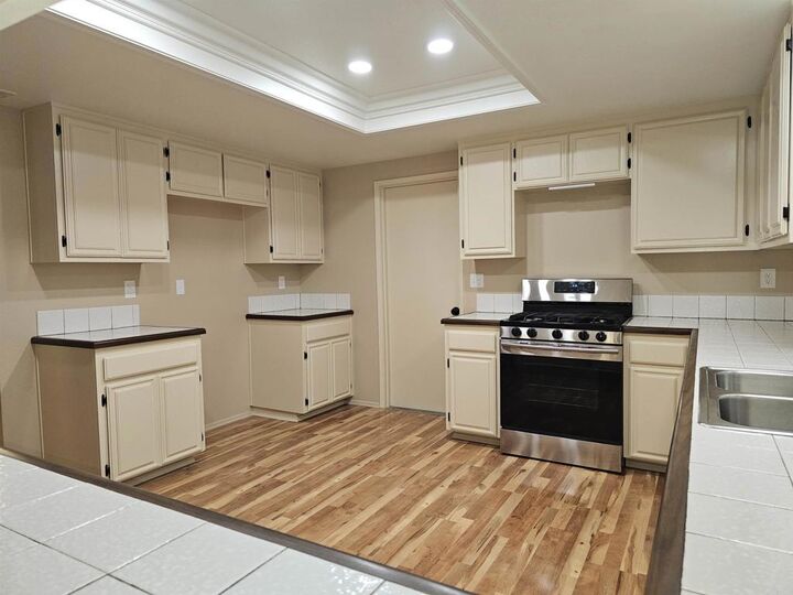 Property Photo: 1505 Surrey Court CA 92057