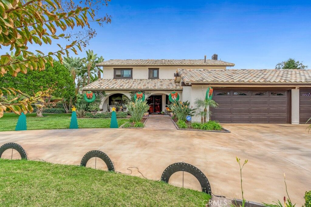 Property Photo: 5056 Windhill CA 92507