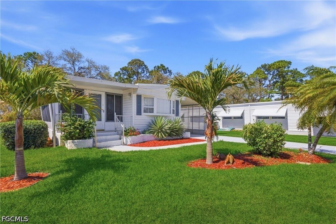 Property Photo:  341 Shrub Lane S  FL 33917 