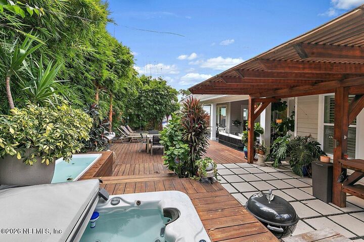 Property Photo:  219 Skywood Trail  FL 32081 