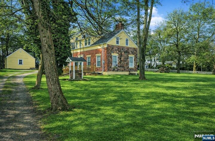 Property Photo:  566 Teaneck Road  NJ 07666 