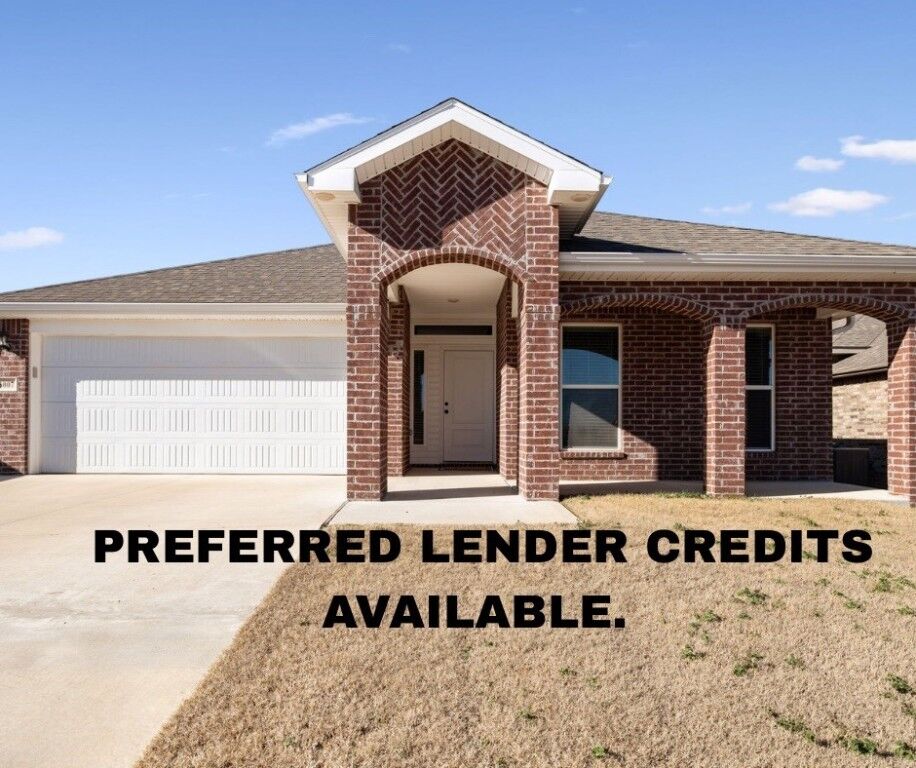 Property Photo:  6007 NW Hoover Street  AR 72713 