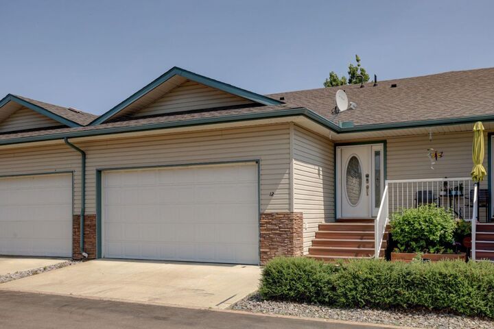 Property Photo:  12 Garden Way  AB T0J 0Y5 