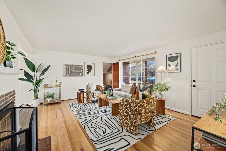 Property Photo:  5114  46th Avenue S  WA 98118 