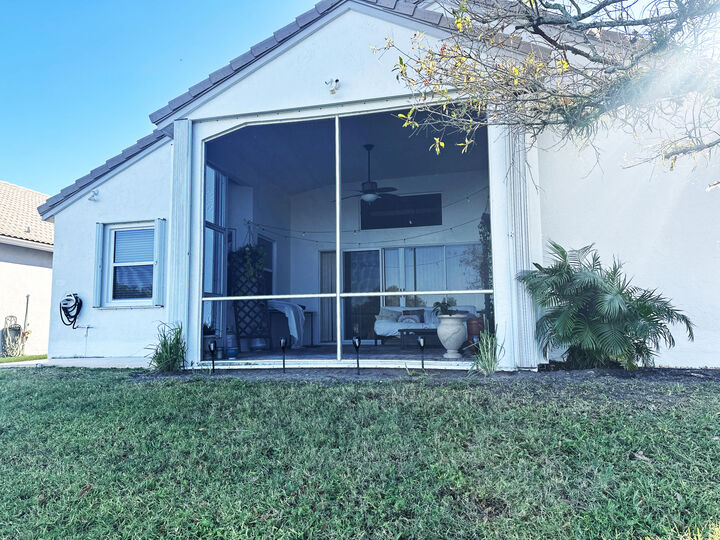 Property Photo:  7759 Great Glen Circle  FL 33446 