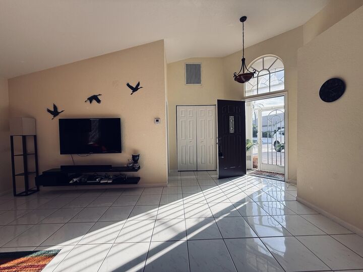 Property Photo: 7759 Great Glen Circle FL 33446