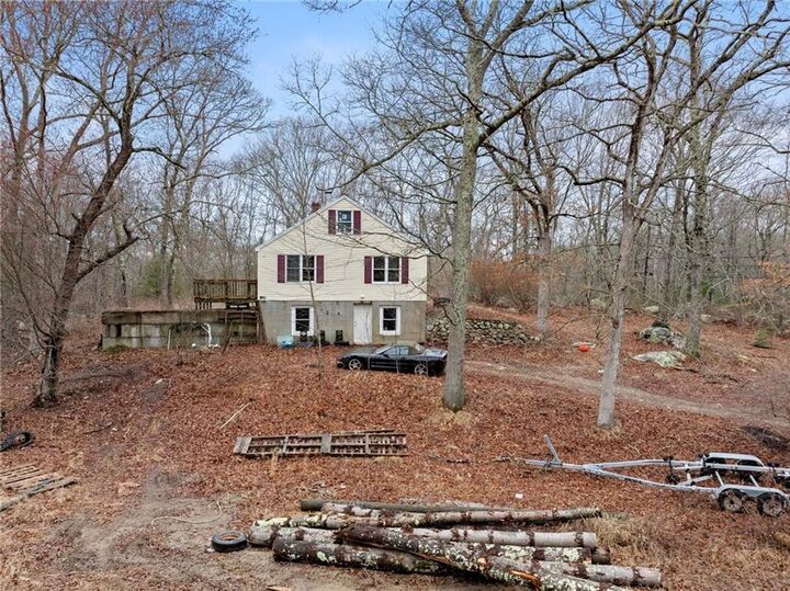 Property Photo:  604 Stony Fort Road  RI 02874 
