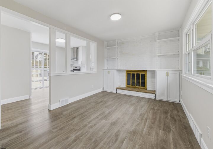 Property Photo:  127 Madison Ave  NJ 08021-2125 