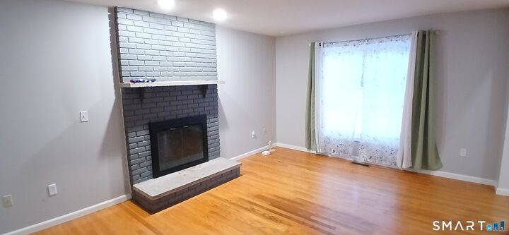Property Photo:  100 Beacon Street  CT 06010 