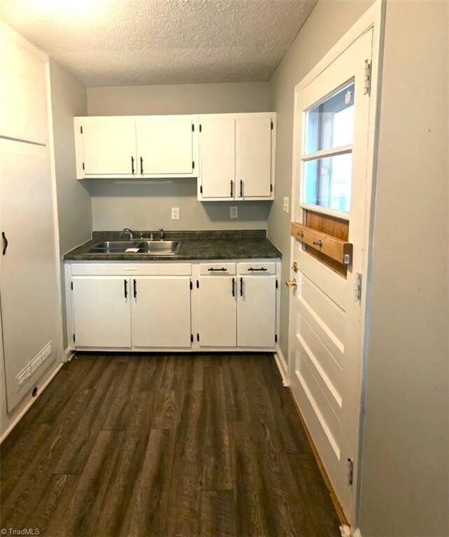 Property Photo:  1313 Rivercrest Drive  NC 27288 