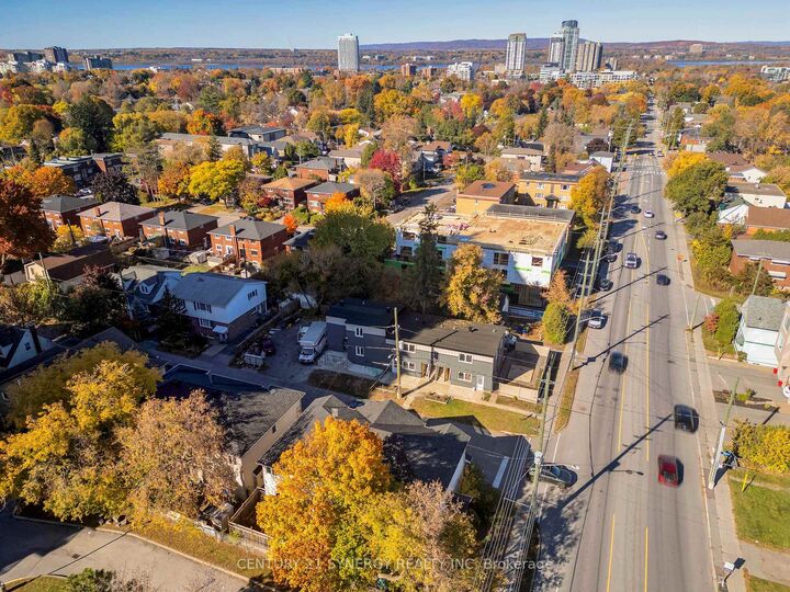 Property Photo:  598 Kirkwood Avenue 6  ON K1Z 5X4 