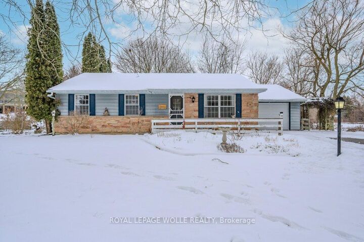 Property Photo:  39 Bannockburn Road  ON N2R 1M1 