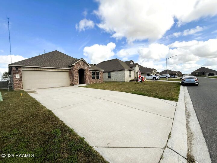 Property Photo: 109 Hartwood Court LA 70529