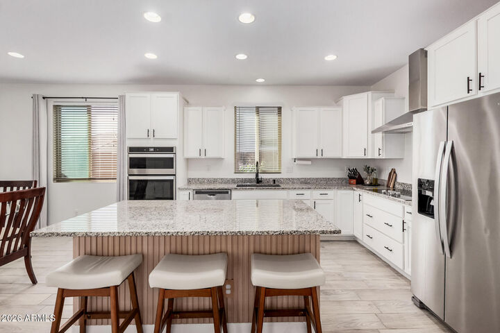 Property Photo: 19199 W Centerra Drive AZ 85326