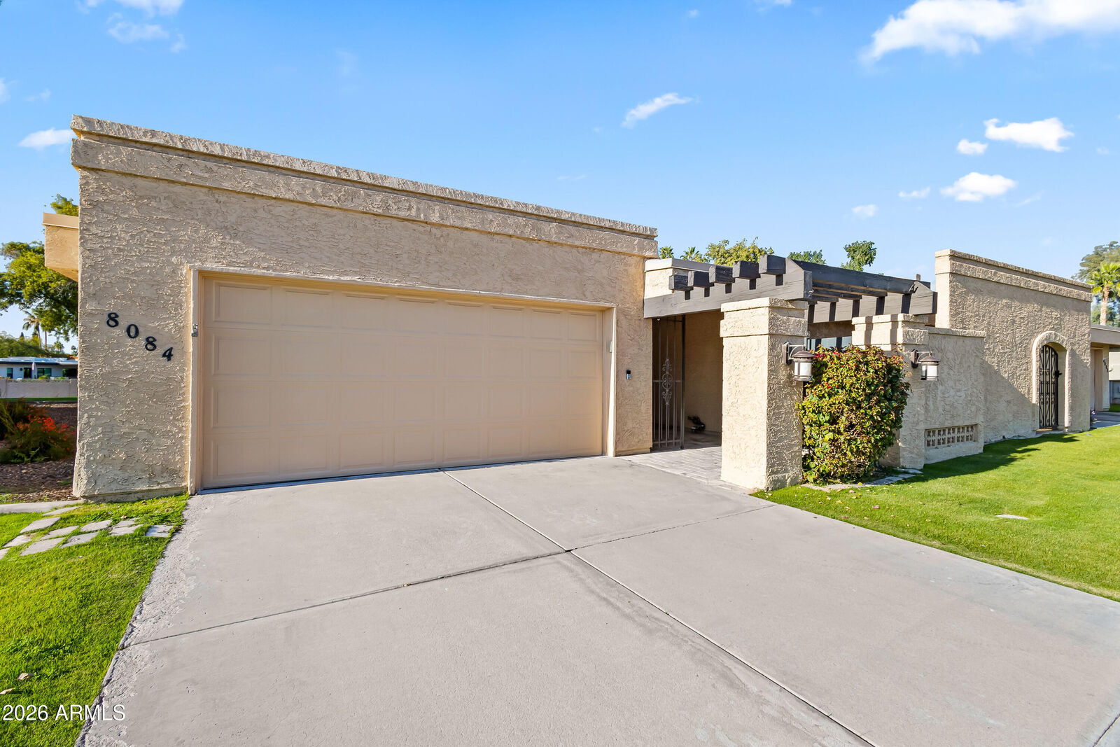 Property Photo: 8084 E Del Laton Drive AZ 85258