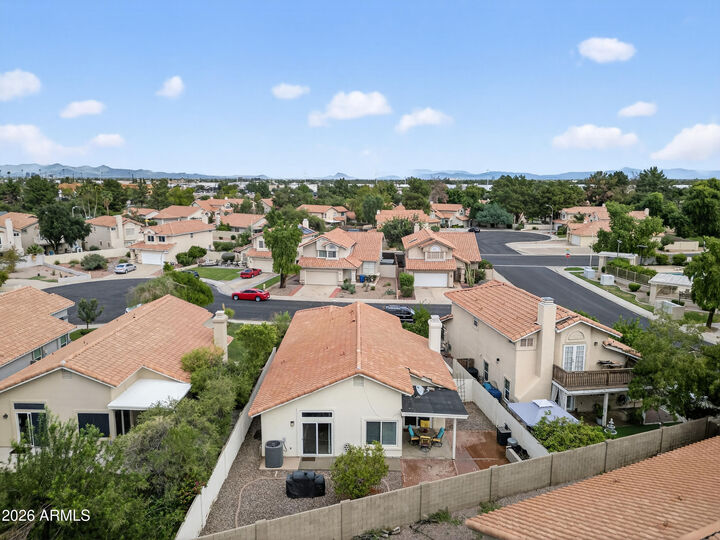 Property Photo:  511 W Dennis Court  AZ 85283 